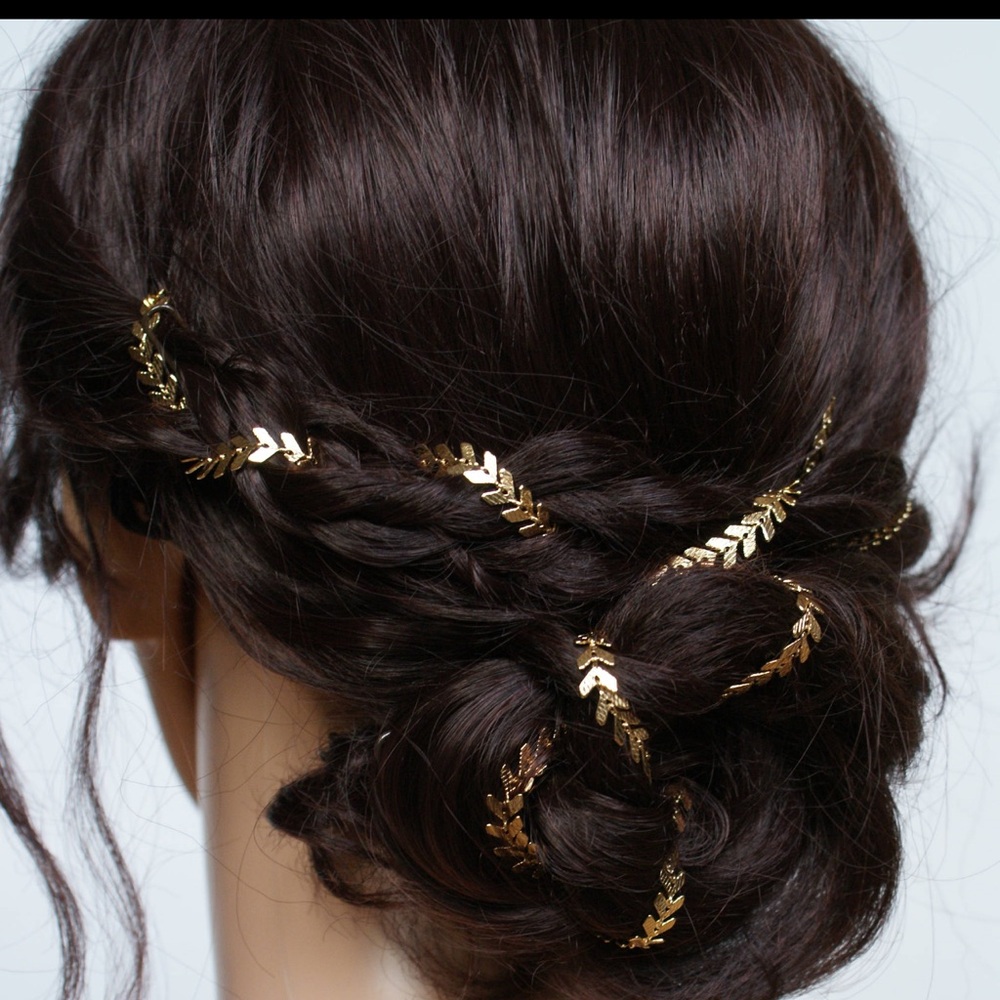 Set of 2 Gold Laurel Leaf Hair Accessories